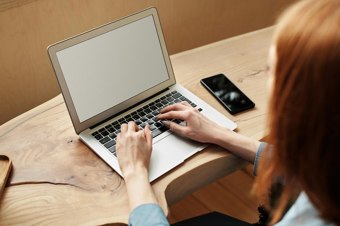 pexels-mikael-blomkvist-4152784